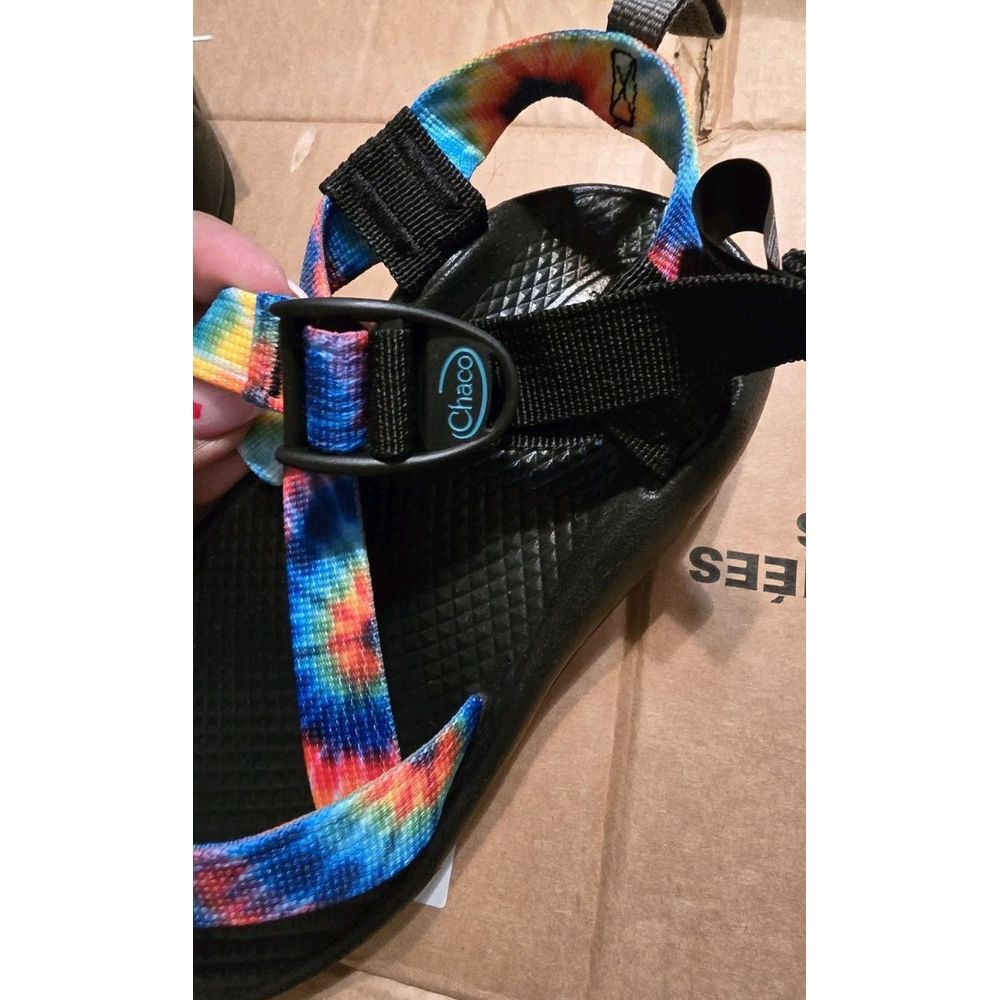 Kids Chaco Classic Sandal, Size 2 Tie Dye Rainbow - Picture 3 of 8